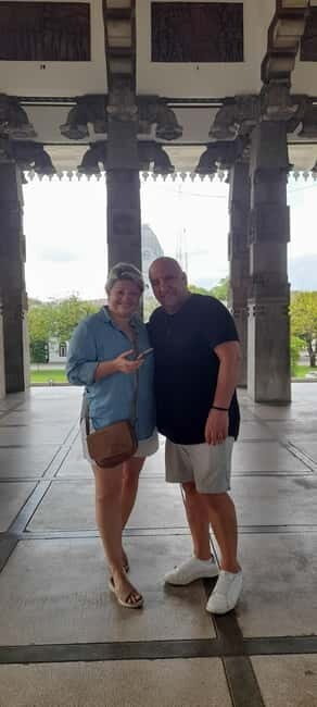 Discovering Colombo and Nice Sightseeing Tour by Tuk Tuk - Good To Know