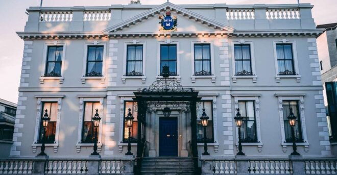 Discovering Dublin on Christmas Walking Tour - Full Description
