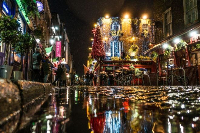 Discovering Dublin on Christmas Walking Tour - Important Information