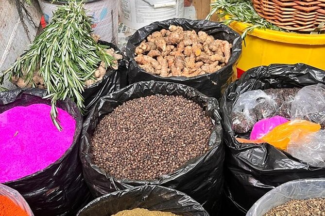 Discovery and Adventure of the Local Dominican Life in Small Group - Common Questions