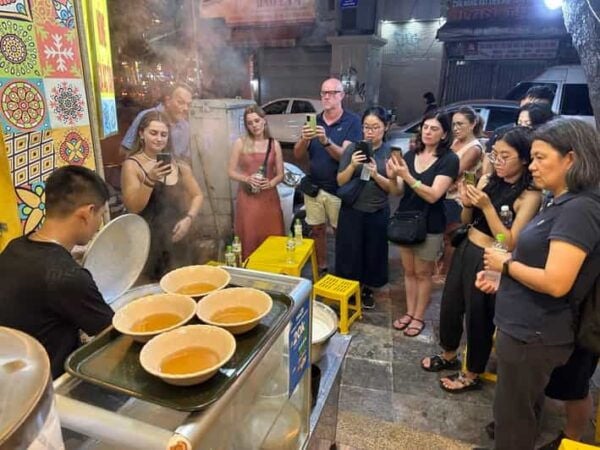 Discovery Hanoi Via Street Food Tour With Tour Guide - Customer Reviews