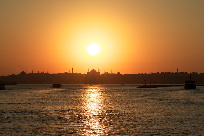 Discovery of Istanbuls New City - Private Basis - Availability and Planning