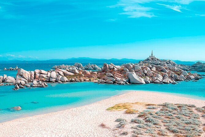 Discovery of Lavezzi Islands from Bonifacio - Discovering the Lavezzi Islands from Bonifacio: A Closer Look  