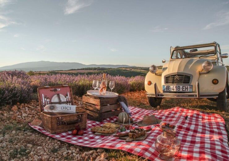 Discovery of Provence in a 2CV - Experience Highlights