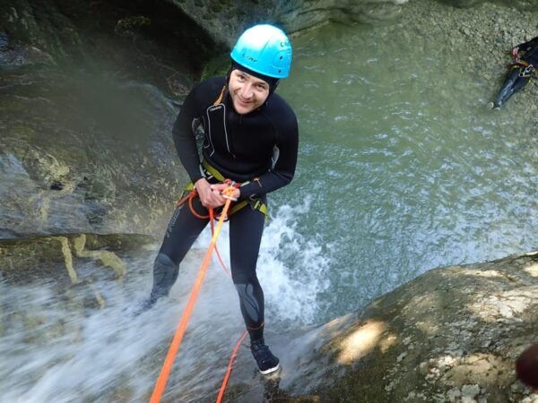 Discovery of The Versoud Canyon - Safety and Participation Criteria