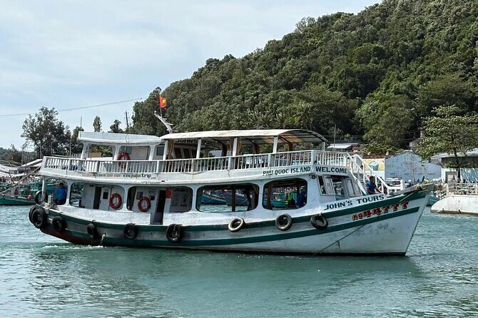 Discovery Phu quoc Trip with 2 Island by Boat - Introduction to the Discovery Phu Quoc Trip with 2 Islands by Boat