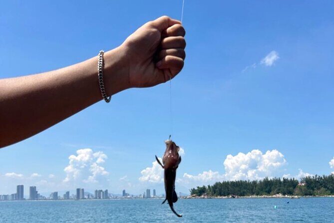 Discovery the Magnificent Son Tra Peninsula by Aphrodite S16 Yach - Who Should Book This Experience?