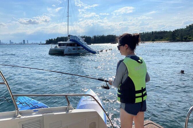 Discovery the Magnificent Son Tra Peninsula by Aphrodite S16 Yach - FAQ