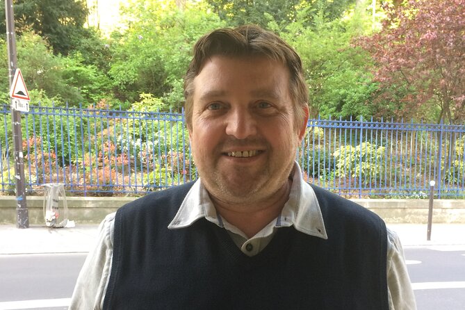 Disneyland Paris Airport Shuttle.(Private "One Way") - Meeting and Pickup Information