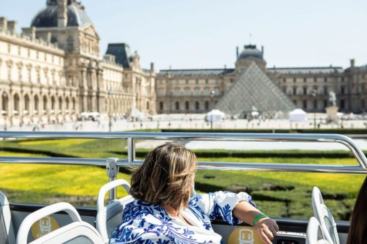 Disneyland Paris: Bus Sightseeing Tour in Paris - Experience Highlights