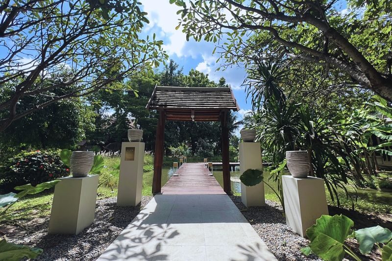 Divana Lana Spa in Chiang Mai - Choosing between a one-hour massage and a full spa ritual
