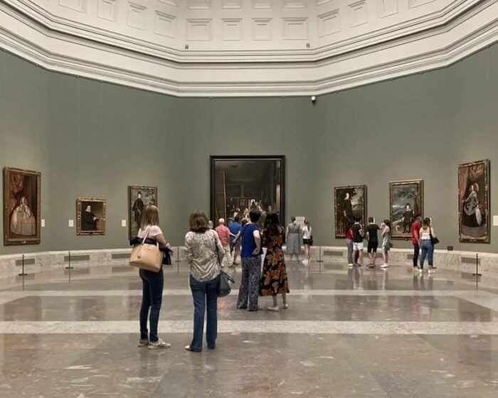 Dive Into Spanish Art: Prado Museum Tour of Velázquez & Goya - Immerse in Boschs Surreal World