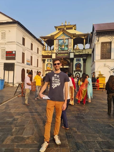 Divine Dusk: The Pashupatinath Evening Aarti Private Tour - Whats Included in the Tour