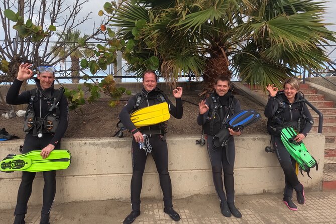 Diving in Los Cristianos, Tenerife - Diving Equipment and Safety Guidelines