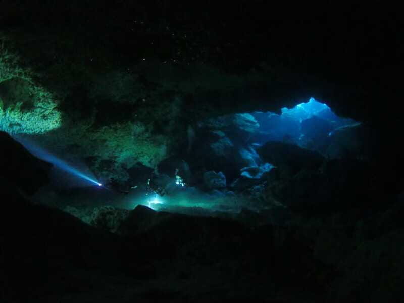 DIVING IN MAYAN CENOTES; THE LARGEST AQUIFER IN THE WORLD - The Sum Up