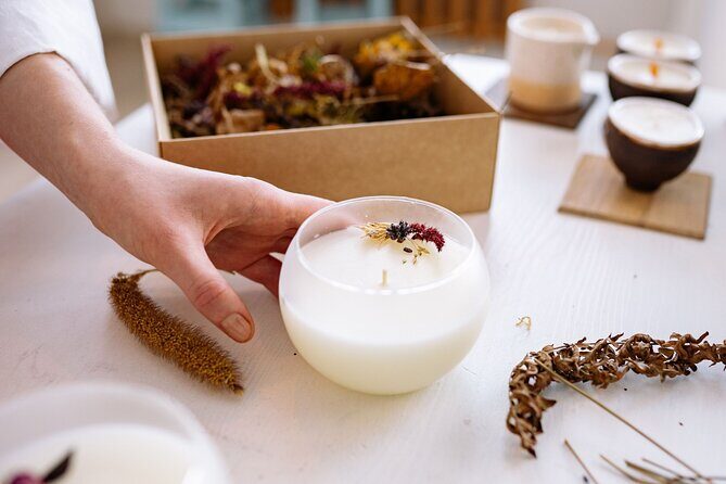 DIY Candle Making Class at a Local Wine Bar in Atlanta - The Venue and the Experience Environment