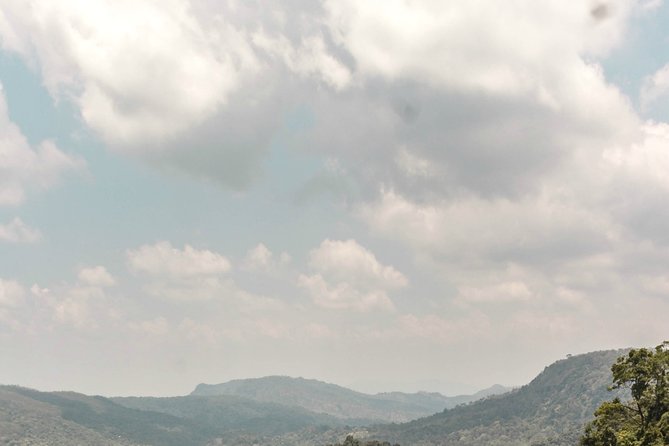 Diyaluma Falls and Natural Pool Bathing Private Guided Tour  - Nuwara Eliya - Cancellation Policy