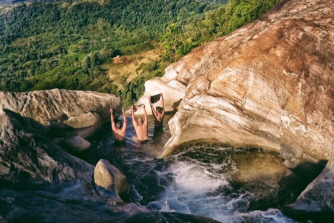 Diyaluma Falls and Natural Pool Bathing Private Guided Tour  - Nuwara Eliya - How to Book and Contact Information