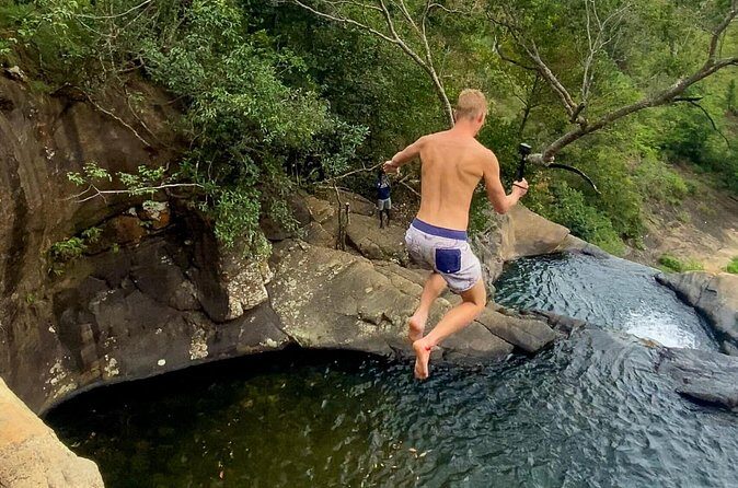 Diyaluma Waterfall Adventure With Local Guide & Lunch - FAQ