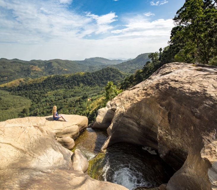 Diyaluma Waterfall & Natural Pool Bath - Highlights of Diyaluma Falls