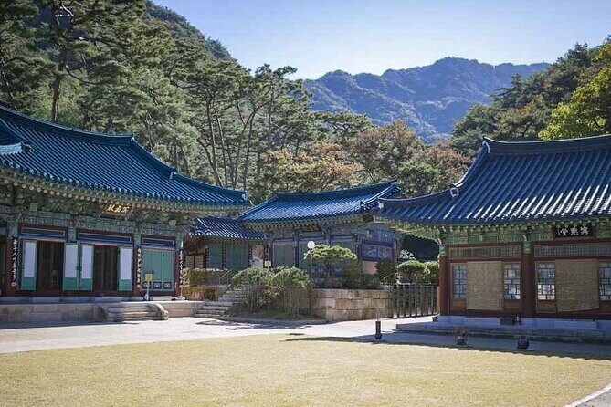 DMZ, Eunpyeong village and Jinkwansa Temple Private Tour - FAQ