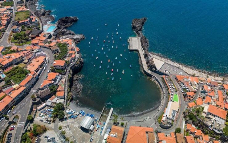 Do Funchal - Câmara De Lobos Fishing Village Tuk Tuk Tour - Tour Duration and Guide Availability