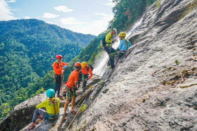 Do Quyen Waterfall Top Adventure Conquering 3D2N - Activities