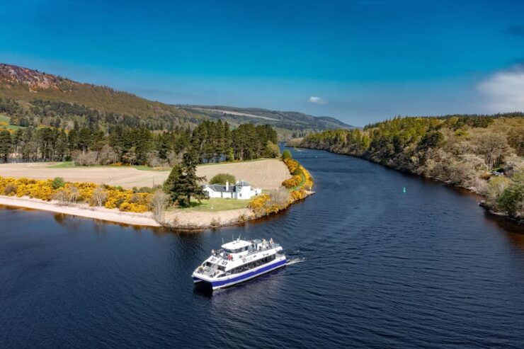 Dochgarroch: Caledonian Canal and Loch Ness 50min Cruise - Good To Know