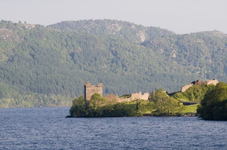Dochgarroch: Loch Ness and Caledonian Canal 2-Hour Cruise - Activity Details