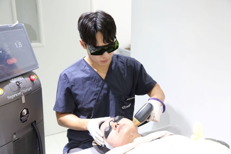 Doctor Petit Hongdae: Free Consultation with a Beauty Pageant Judge - What to know before you go
