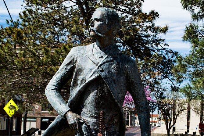 Dodge City Wild West Smartphone Guided Audio GPS Walking Tour - The Trains and Cattle Drives