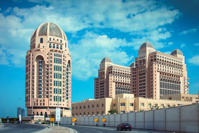 Doha Airport Transfer: Doha City to Doha Airport DOH in Van - Ample Time Before Departure Flight