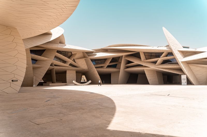 Doha Corniche & Souq Waqif Half-Day Private Tour - Dhow ride: set expectations before boarding