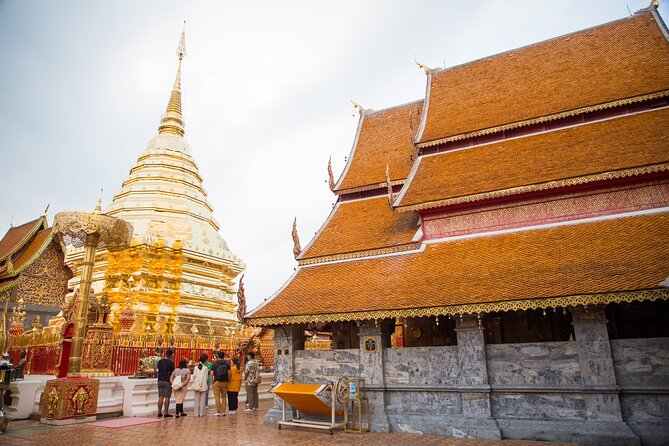 Doi Suthep and Wat Pha Lat Sunrise Tour (Small Group Only) - Tour Overview
