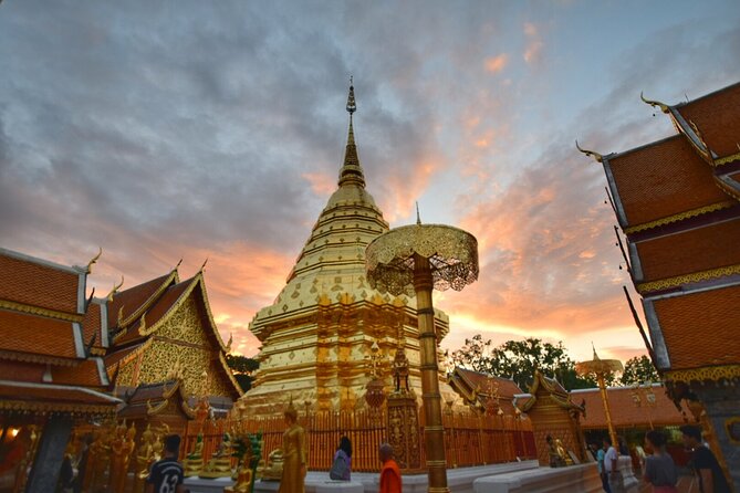 Doi Suthep and Wat Umong Night Tour From Chiang Mai - Common Questions