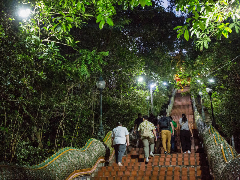 Doi Suthep Half-Day Hiking Tour with Monks Trail - Reaching Doi Suthep before the crowds
