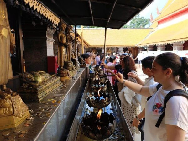 Doi Suthep & Hidden Temples + Orchid Farm +Sticky Waterfall - Transportation Arrangements