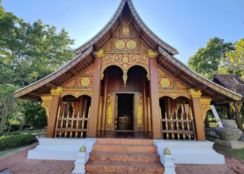 Doi Suthep & King Park in a Small Group - FAQ