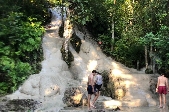 Doi Suthep Temple, Pha Lat Temple, Sticky Waterfall, Orchid Farm - History of Doi Suthep Temple