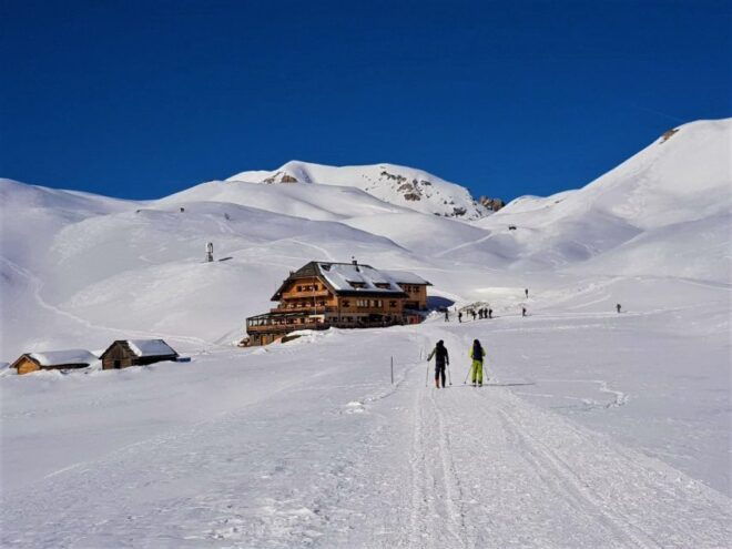 Dolomites Snowshoes Winter Hike - Participant Restrictions