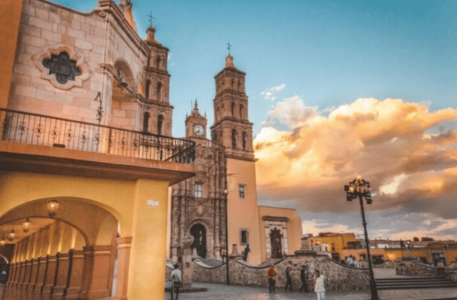 Dolores Hidalgo: a Journey Through Dolores Hidalgo - Artistic Heritage
