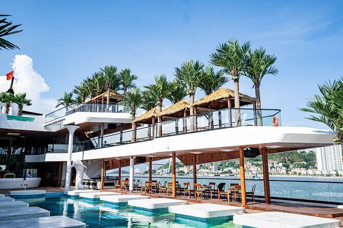 DOLPHIN HALONG CRUISE - The Largest Day Cruise in Ha Long Bay - Is It Worth the Price?