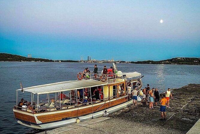 Dolphin & Sunset Tour With Brijuni Panorama - Tour Overview