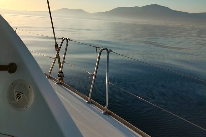 Dolphin Trips on a Catamaran - Meeting and Pickup Details