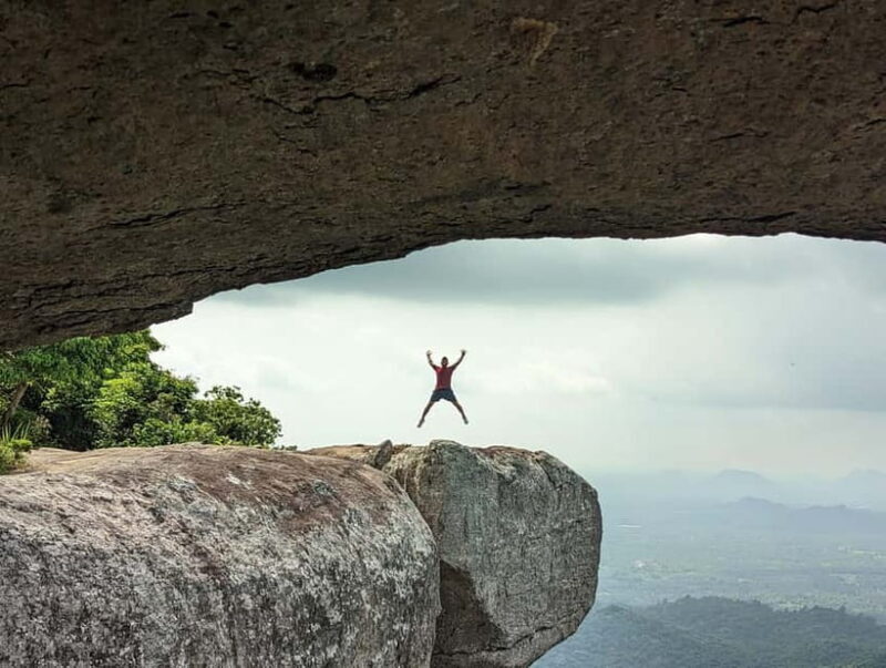 Dolukanda Hiking Adventure Healing Rock of Aristhana - The Descent and Reflection