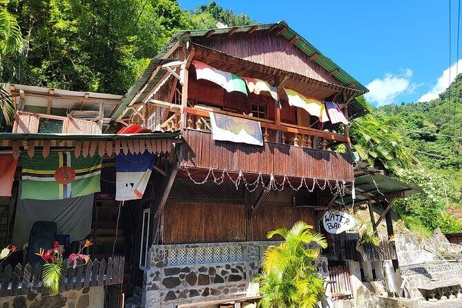 Dominica Roseau City and Rainforest Tour - Included Extras: Fruits, Drinks, and Photos