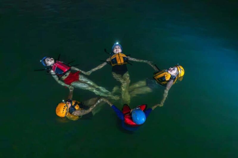 Dong Hoi: Paradise Cave & Phong Nha Cave Full-Day Tour - Exploring the Dong Hoi: Paradise Cave & Phong Nha Cave Full-Day Tour