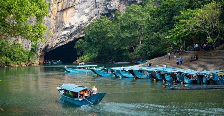 Dong Hoi / Phong Nha : Dark Cave and Phong Nha Cave Day Tour - Highlights of the Tour