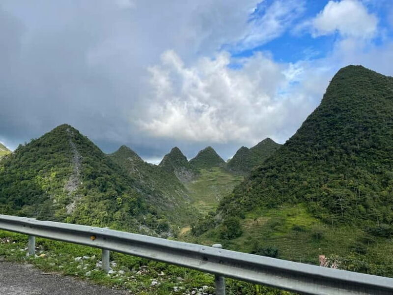 Dong Van: Guided Trek to Ancient Villages with Picnic Lunch - Exploring the Itinerary in Detail