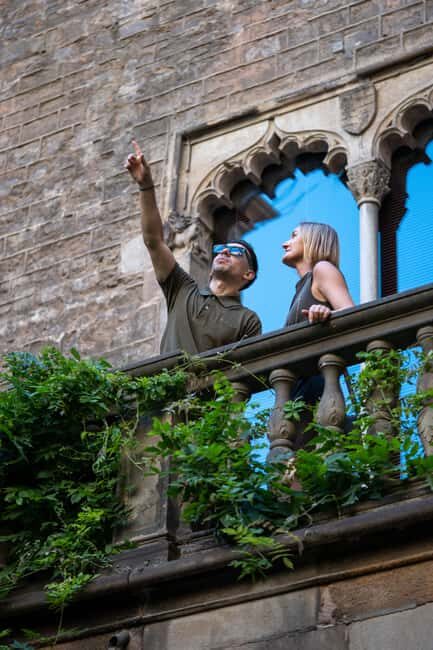 Dont Waste Time! Gothic BCN Tour + Photos & Video - Good To Know